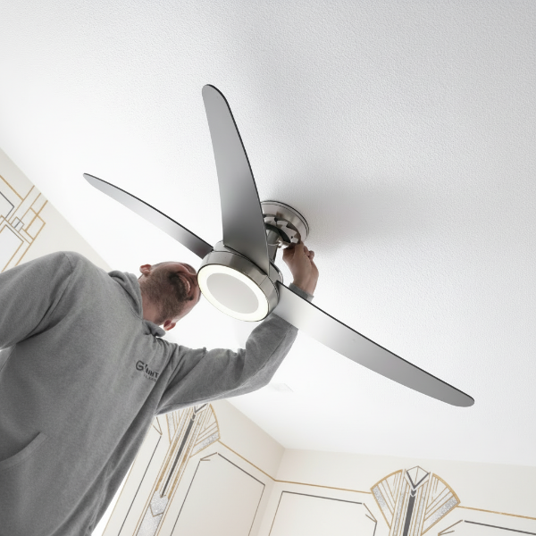 Montage Leuchten & Pendelleuchten